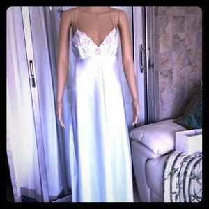 Diane Samandi Jonquil Beautiful Maxi Nightgown